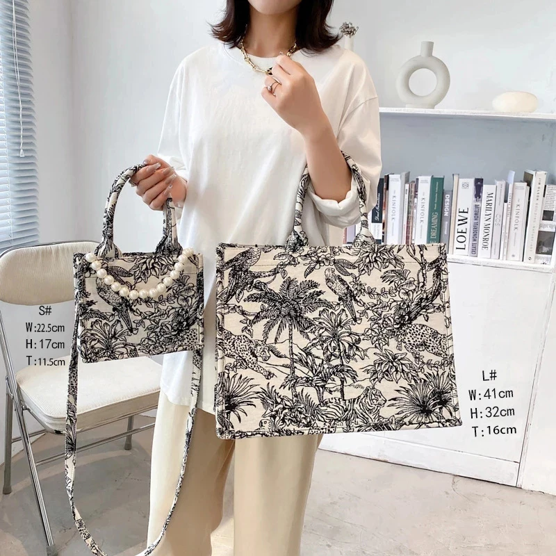 Handbags for Women Shopper Jacquard Embroidery Beach Shoulder Tote Bag Fashion Luxury Designer Handbag Brand Bag Purses and
Handbags for Women Shopper Jacquard Embroidery Beach Shoulder Tote Bag Fashion Luxury Designer Handbag Brand Bag Purses and