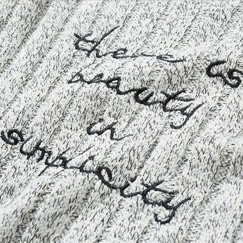 2020 Mens Turtleneck Half Pullover Letter Spacious Long Sleeve Comfortable Perfect Quality Clothes Knitted Casual Male Sweater
2020 Mens Turtleneck Half Pullover Letter Spacious Long Sleeve Comfortable Perfect Quality Clothes Knitted Casual Male Sweater