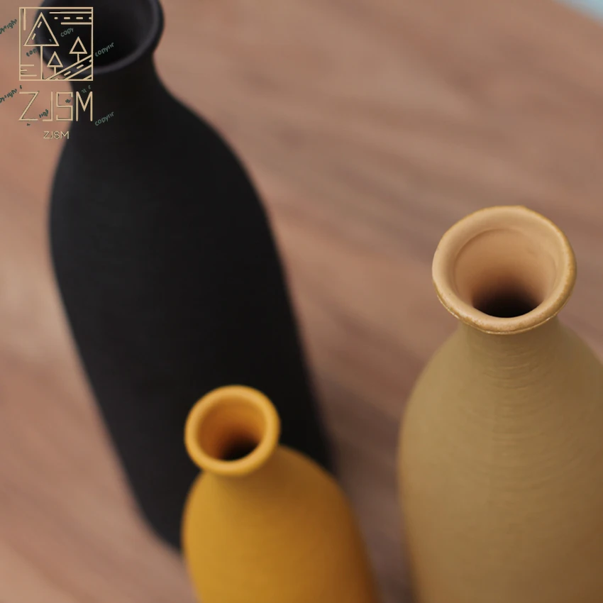 European style colorful Ceramic Vase creative tabletop Vase Wedding Gifts office Home decor Handicraft Furnishing Articles
European style colorful Ceramic Vase creative tabletop Vase Wedding Gifts office Home decor Handicraft Furnishing Articles