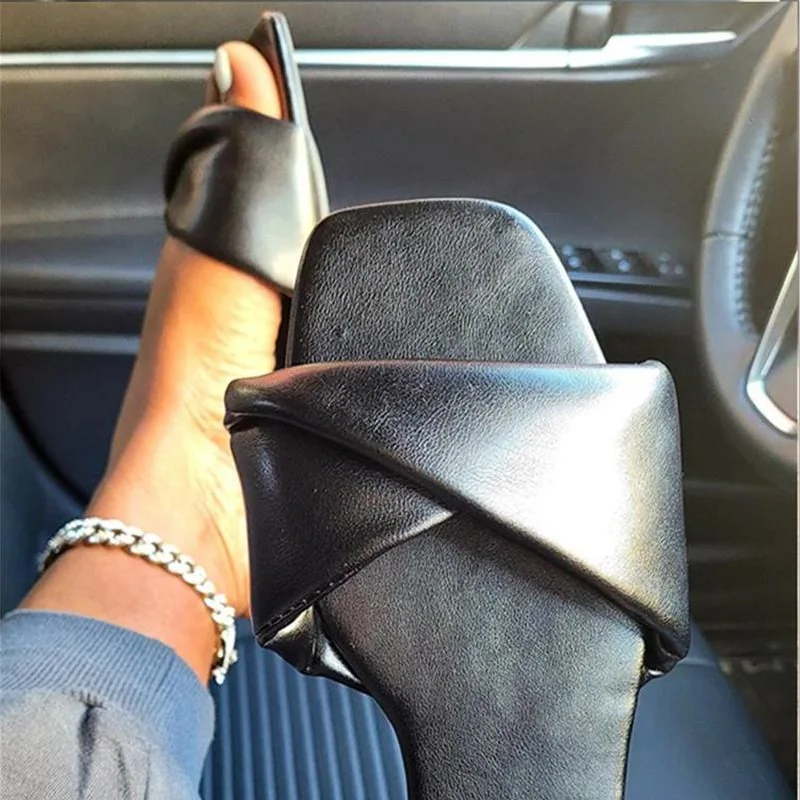 Woman Cross Tied Sandals Square Toe Slip on Solid Flat Slippers Mules Footwear Comfortable Slides Large Size All Match Shoes
Woman Cross Tied Sandals Square Toe Slip on Solid Flat Slippers Mules Footwear Comfortable Slides Large Size All Match Shoes