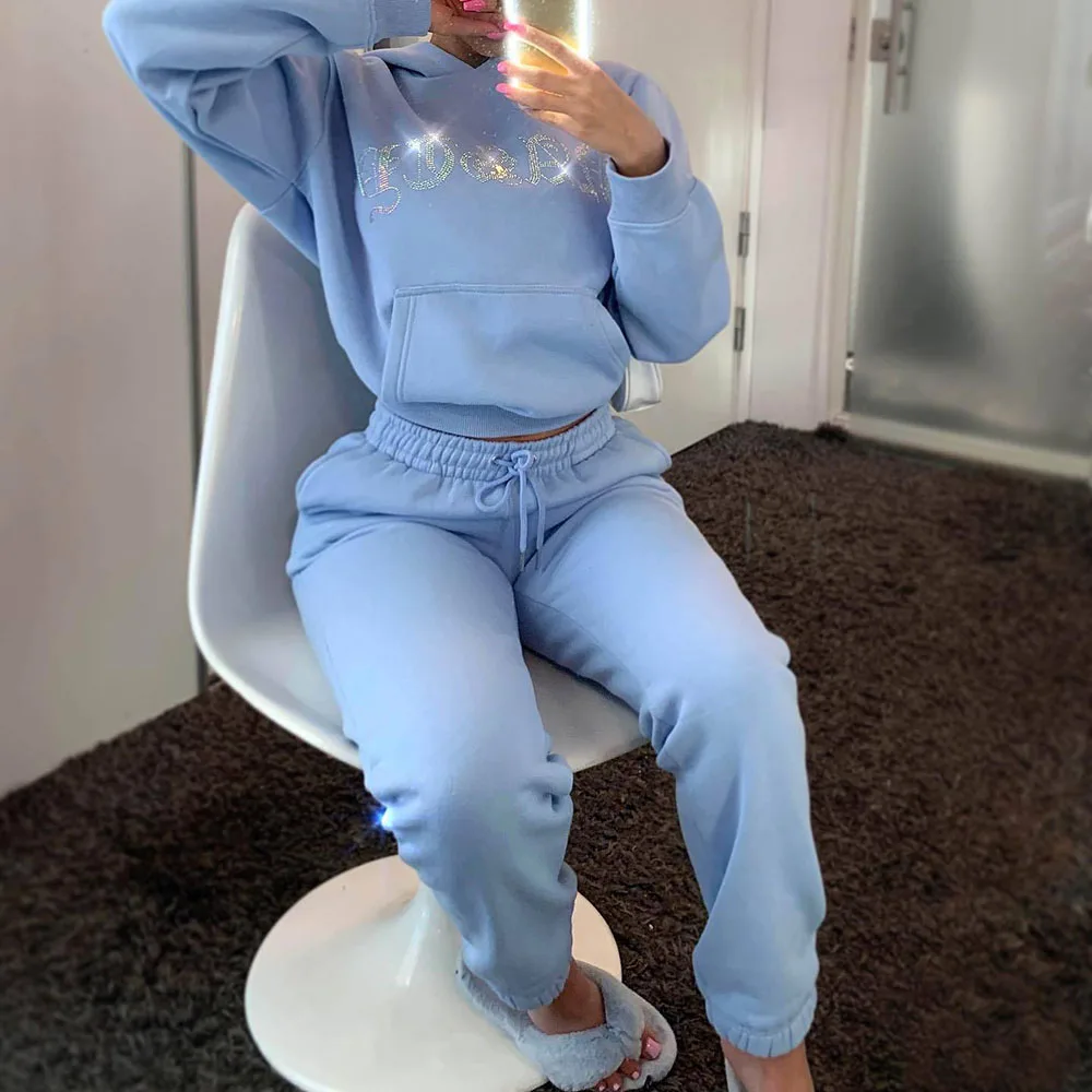 2021 Autumn Fashion Solid Color Hot Rhinestone Hooded Pocket Long Sleeve Sweater Trousers Two-piece Suit Women
2021 Autumn Fashion Solid Color Hot Rhinestone Hooded Pocket Long Sleeve Sweater Trousers Two-piece Suit Women