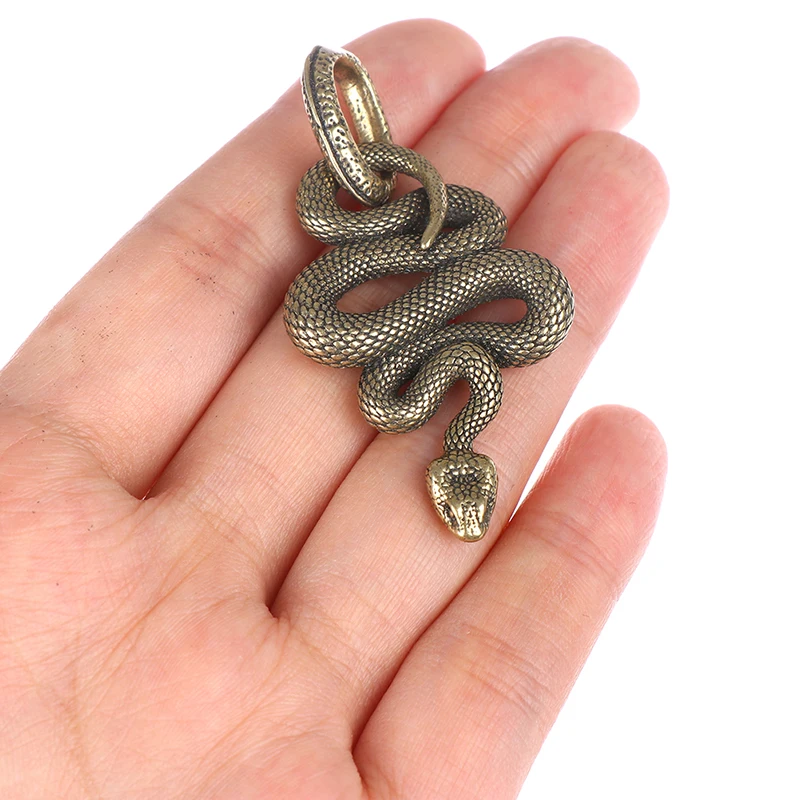 1pc Brass Metal Snake Shape Keychain Handmade Key Chain Fashion Animal Key Ring HandBag Pendant
1pc Brass Metal Snake Shape Keychain Handmade Key Chain Fashion Animal Key Ring HandBag Pendant