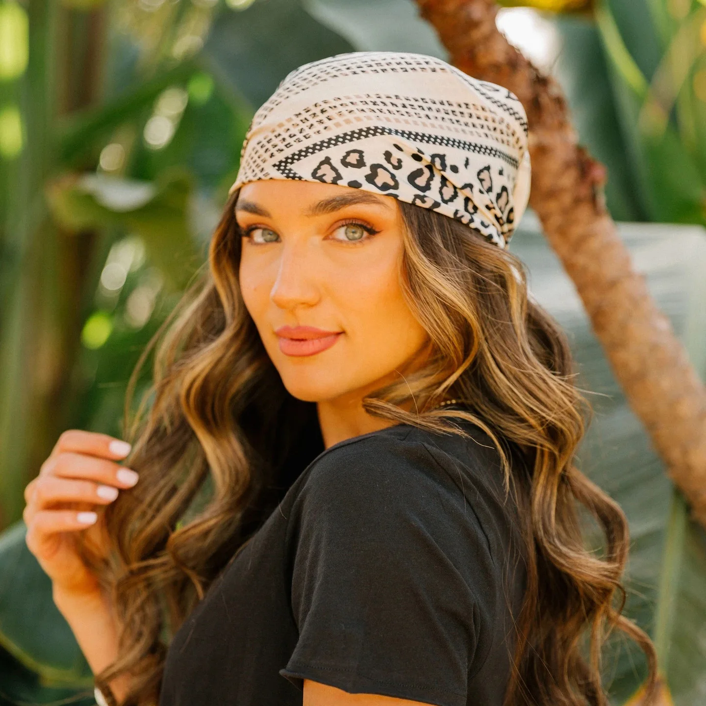 Women Silk Neck Hair Scarf Designer Leopard Print Lady Square Foulard Headband Hand Neckerchief Scarves Satin Bandana Summer
Women Silk Neck Hair Scarf Designer Leopard Print Lady Square Foulard Headband Hand Neckerchief Scarves Satin Bandana Summer