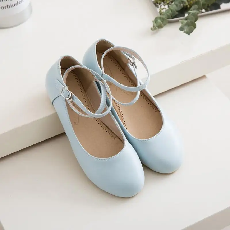 2021 shallow mouth round toe Japanese flat shoes retro Mary Jane student small leather shoes comfortable soft sole women's shoes
2021 shallow mouth round toe Japanese flat shoes retro Mary Jane student small leather shoes comfortable soft sole women's shoes