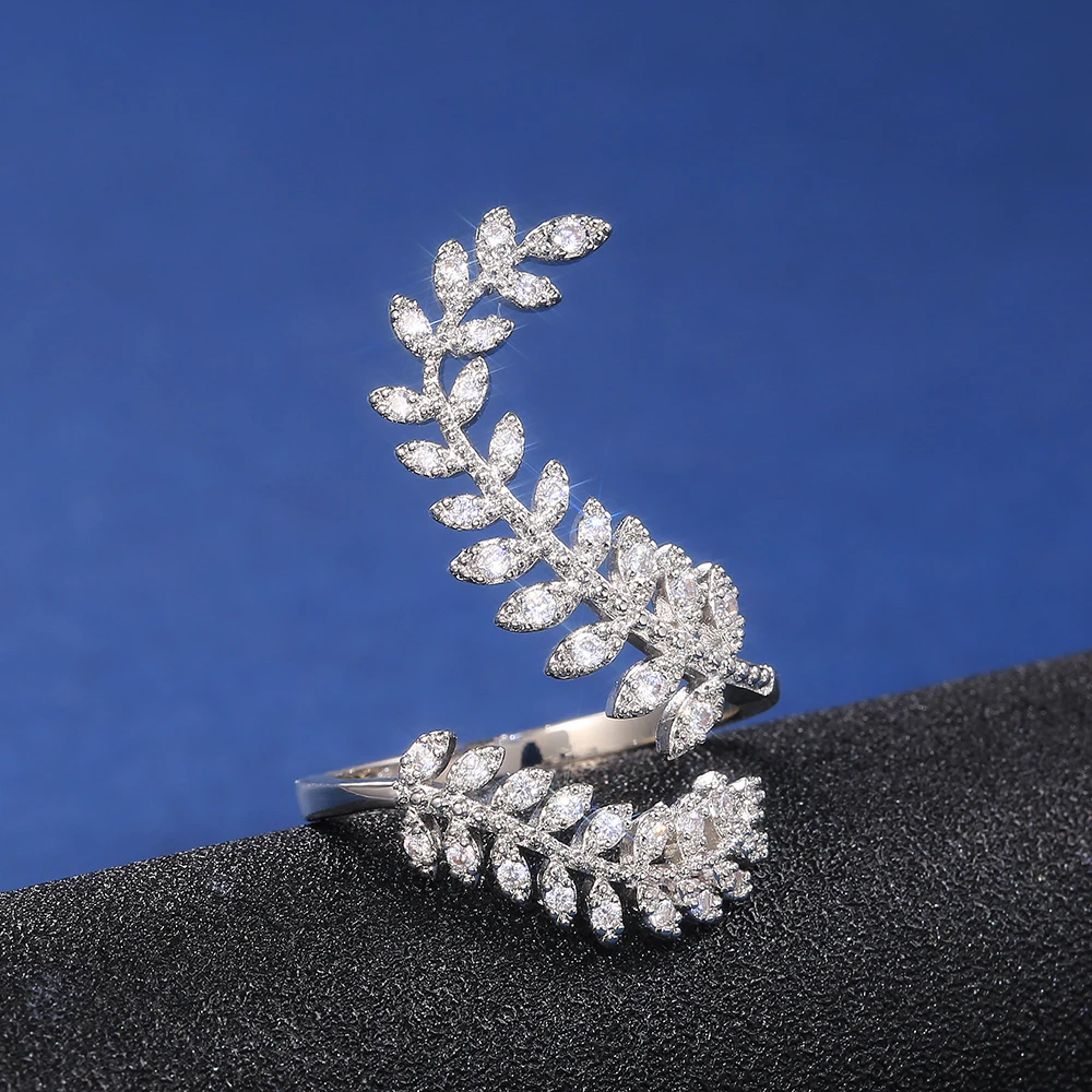 Bohemian Simple Silver Leaf Opening Ring Prom Party Crystal Zircon Ring Plant Style Confident and Elegant Female Jewelry
Bohemian Simple Silver Leaf Opening Ring Prom Party Crystal Zircon Ring Plant Style Confident and Elegant Female Jewelry