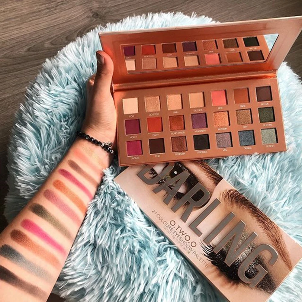 O.TWO.O Makeup Eye Shadow Palette 21 Colors High Pigmented Smooth Nude Glitter Shimmer Eyeshadow Pallete Cosmetic Beauty
O.TWO.O Makeup Eye Shadow Palette 21 Colors High Pigmented Smooth Nude Glitter Shimmer Eyeshadow Pallete Cosmetic Beauty