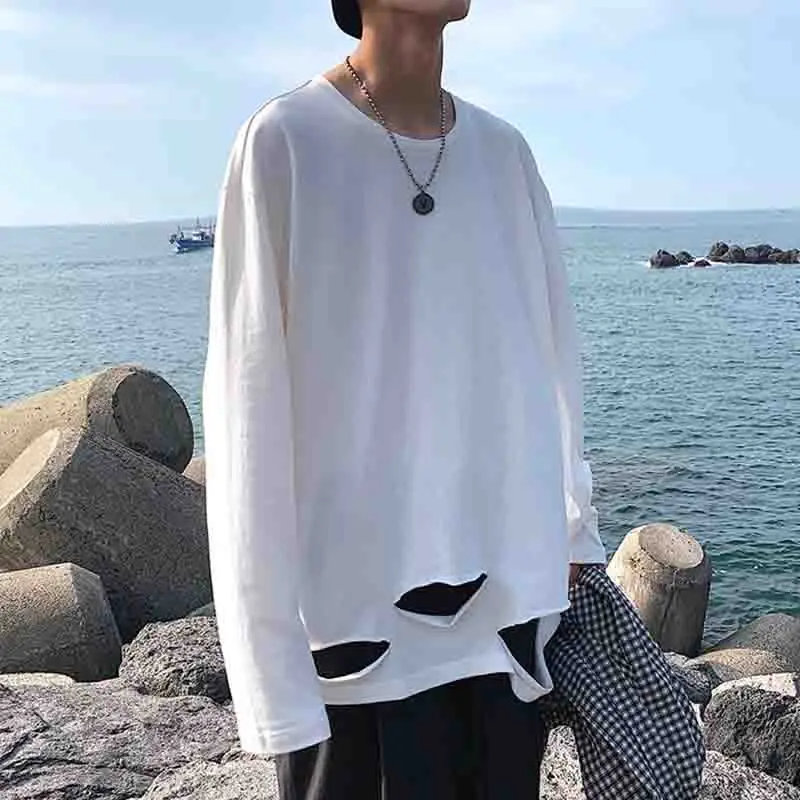 

Youth long sleeve casual versatile solid color top personalized autumn bottoming shirt loose hole fashion men's T-shirt Hong Kon