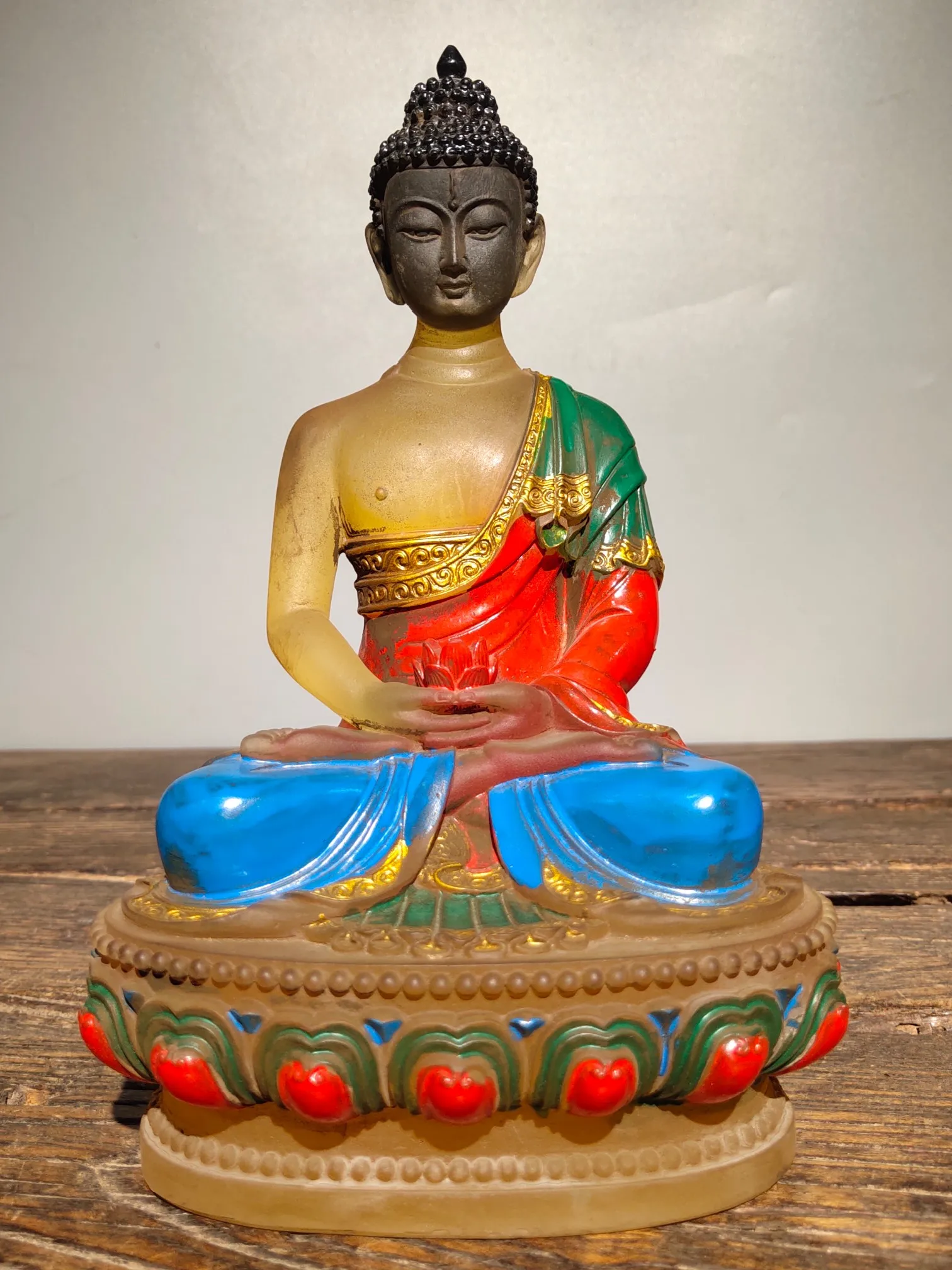 9"Chinese Folk Collection Old Colored glaze Painted Amitabha Shakyamuni Buddha Lotus Terrace Sitting Buddha Ornaments Town House
9"Chinese Folk Collection Old Colored glaze Painted Amitabha Shakyamuni Buddha Lotus Terrace Sitting Buddha Ornaments Town House