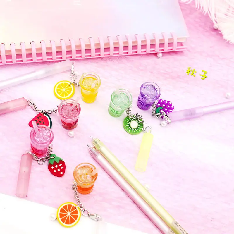1PCS Creative Cute Iced Fruit Juice Pendant Gel Pen Pendant Pen Small Fresh Fruit Signature Pen Stationery School Office Gift
1PCS Creative Cute Iced Fruit Juice Pendant Gel Pen Pendant Pen Small Fresh Fruit Signature Pen Stationery School Office Gift