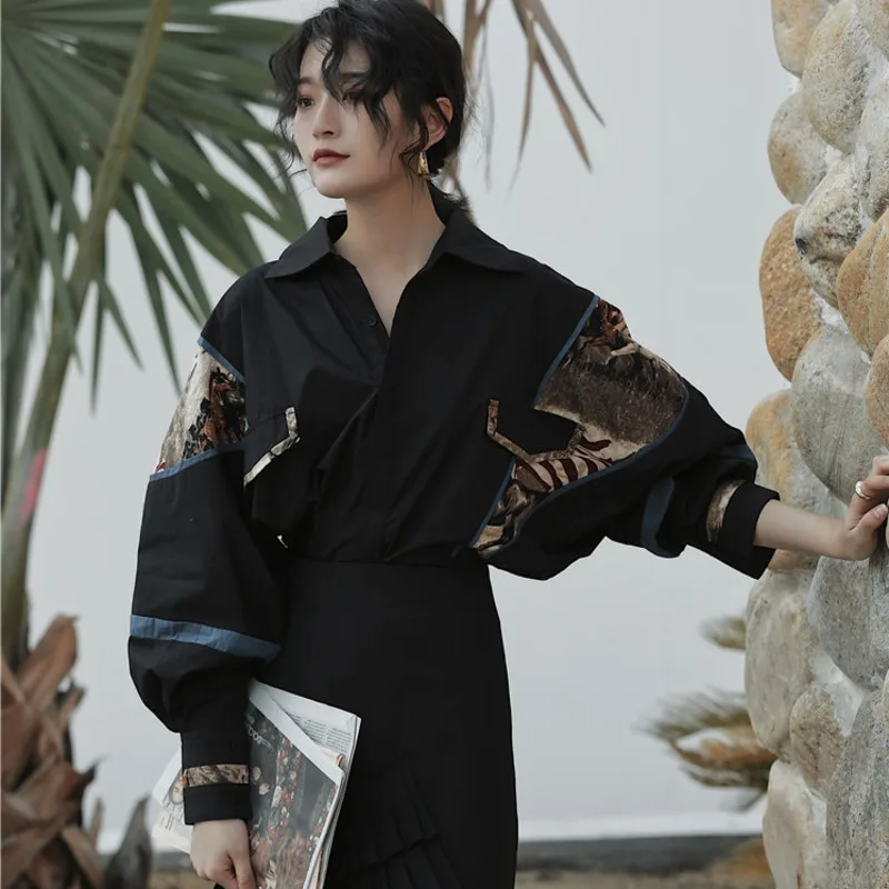 2020 New Fashion autumn Black Print Retro Shirt Female's Batwing Long Sleeve Personlity Blouse Vestido C528
2020 New Fashion autumn Black Print Retro Shirt Female's Batwing Long Sleeve Personlity Blouse Vestido C528
