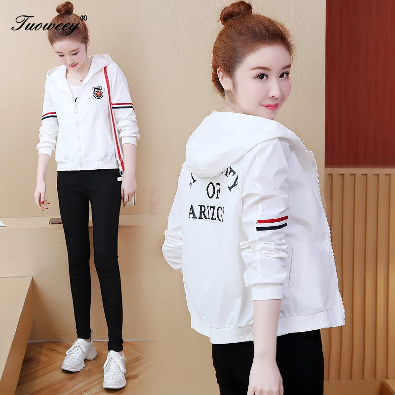 2020 spring style letter Cute Hooded Windbreaker Jacket For Women pink Jacket Hoodie Coats Female Outdoor Clothing
2020 spring style letter Cute Hooded Windbreaker Jacket For Women pink Jacket Hoodie Coats Female Outdoor Clothing