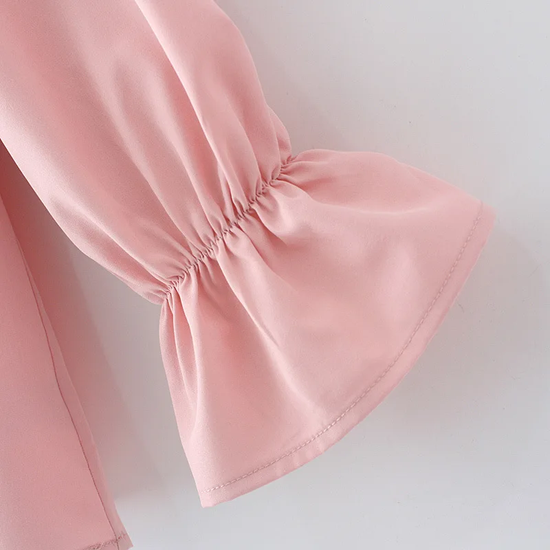 Spring 2021 Women Shirt Plus Size Fashion Casual Clothes Female Tops Flare Sleeves Ruffled Oblique Placket Camisa De Las Mujeres
Spring 2021 Women Shirt Plus Size Fashion Casual Clothes Female Tops Flare Sleeves Ruffled Oblique Placket Camisa De Las Mujeres