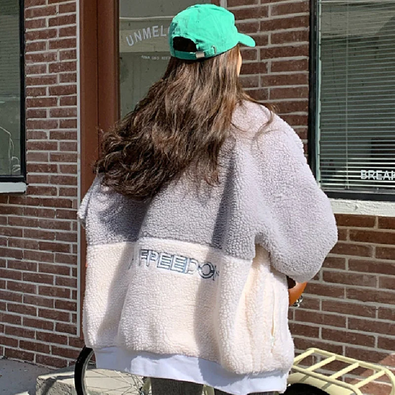 Свитер из овечьей шерсти, Женское зимнее Свободное пальто в Корейском стиле, в ленивом стиле, с бархатной подкладкой, утепленное маленькое п...
Свитер из овечьей шерсти, Женское зимнее Свободное пальто в Корейском стиле, в ленивом стиле, с бархатной подкладкой, утепленное маленькое п...