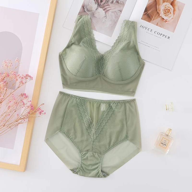 Women Lace Bra Sets Seamless Underwear Backless Vest Sexy Padded Bralette Lingerie Ultrathin Bra & Brief Sets Female Intimates 
Women Lace Bra Sets Seamless Underwear Backless Vest Sexy Padded Bralette Lingerie Ultrathin Bra & Brief Sets Female Intimates