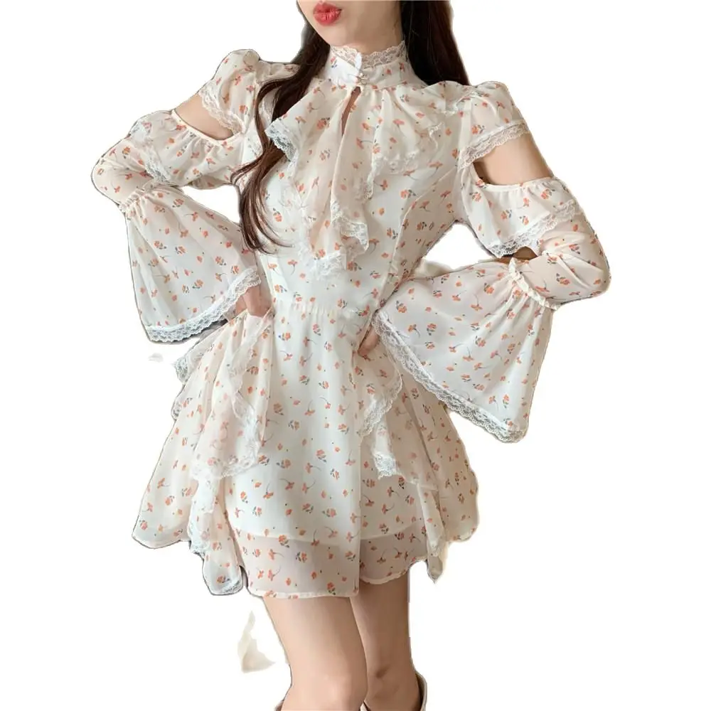 Female Party Elegant One Piece Dress Korean Chic 2021 Spring Floral Dress Women Flare Sleeve Lace Chiffon Slim Flower Mini Dress
Female Party Elegant One Piece Dress Korean Chic 2021 Spring Floral Dress Women Flare Sleeve Lace Chiffon Slim Flower Mini Dress