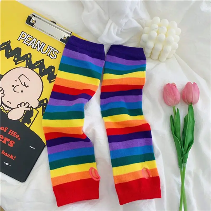Women Girl Harajuku Elbow Length Fingerless Arm Sleeve Warmer Rainbow Colored Striped Knitted Sunscreen Halloween Costume Gloves
Women Girl Harajuku Elbow Length Fingerless Arm Sleeve Warmer Rainbow Colored Striped Knitted Sunscreen Halloween Costume Gloves