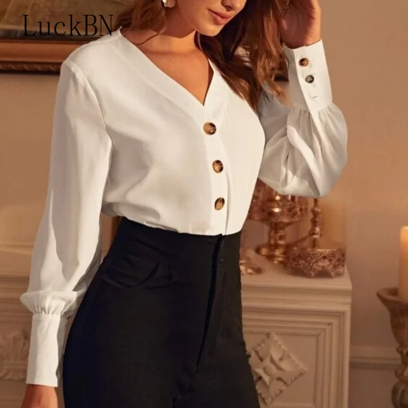Womens Casual Fashion V-neck Long Sleeve Large Size Office Ladies Shirt Elegant Female Tops and Blouses Autumn White Blouse 2021
Womens Casual Fashion V-neck Long Sleeve Large Size Office Ladies Shirt Elegant Female Tops and Blouses Autumn White Blouse 2021