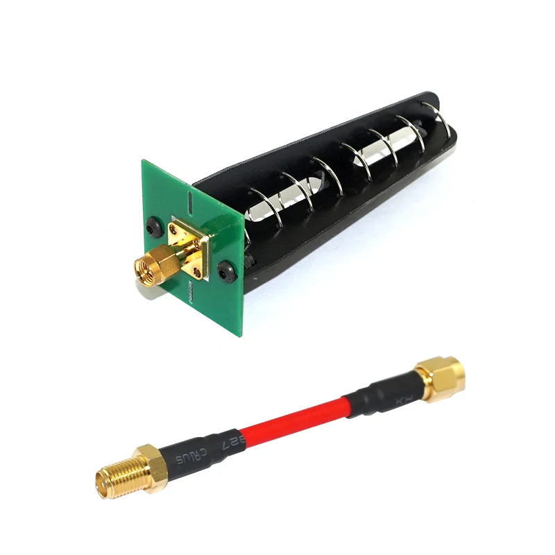 Aomway 5.8G 11DBI 7 Turn High Gain Antenna Signal Booster Directional Antenna SMA RP-SMA for RC FPV RC Racing Drone Models
Aomway 5.8G 11DBI 7 Turn High Gain Antenna Signal Booster Directional Antenna SMA RP-SMA for RC FPV RC Racing Drone Models