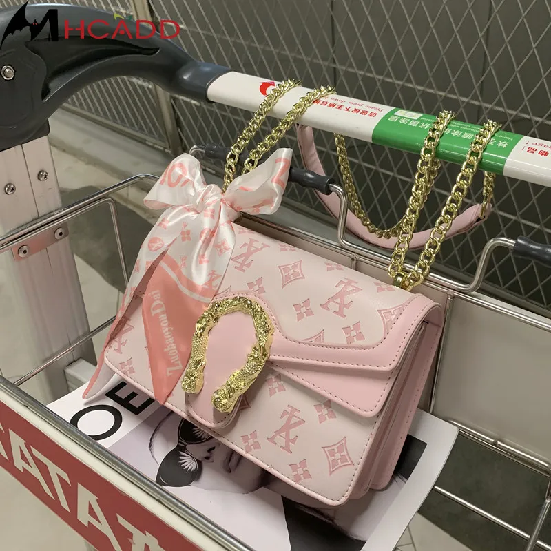 Luxury Leather Handbag High Quality Fashion Brand Chain Handle Shoulder Messenger Bags for Woman New Small Square Bag Sac A Main
Luxury Leather Handbag High Quality Fashion Brand Chain Handle Shoulder Messenger Bags for Woman New Small Square Bag Sac A Main