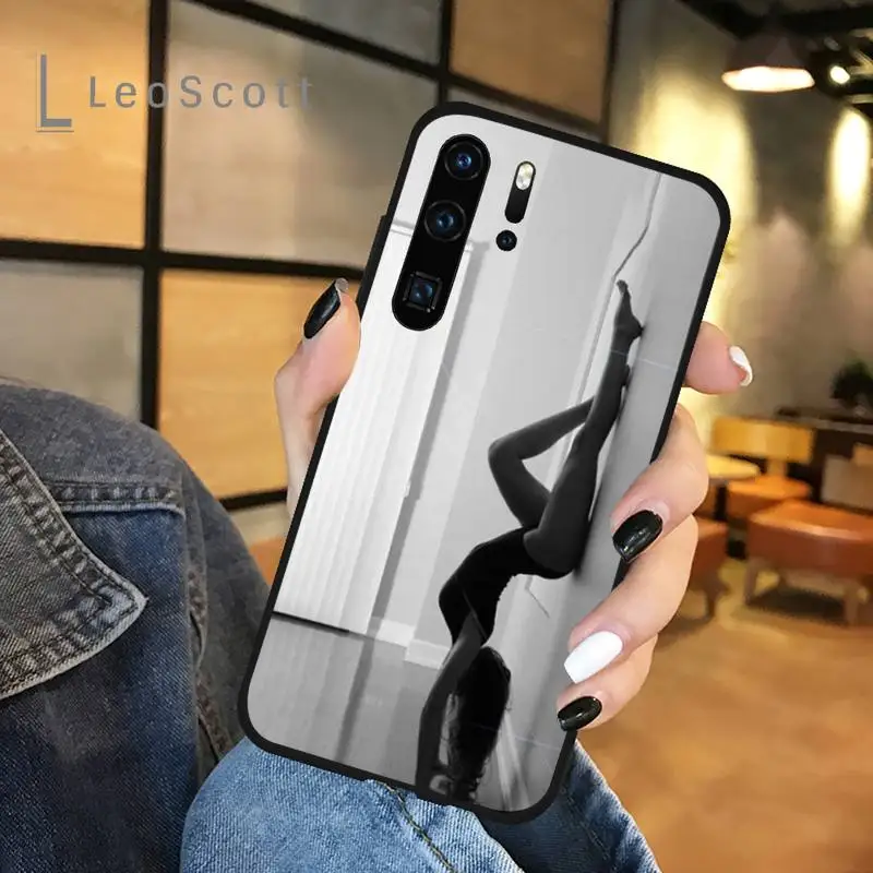 Beautiful slim sexy woman with yoga figure Phone Case For Huawei honor Mate P 9 10 20 30 40 Pro 10i 7 8 a x Lite nova 5t
Beautiful slim sexy woman with yoga figure Phone Case For Huawei honor Mate P 9 10 20 30 40 Pro 10i 7 8 a x Lite nova 5t