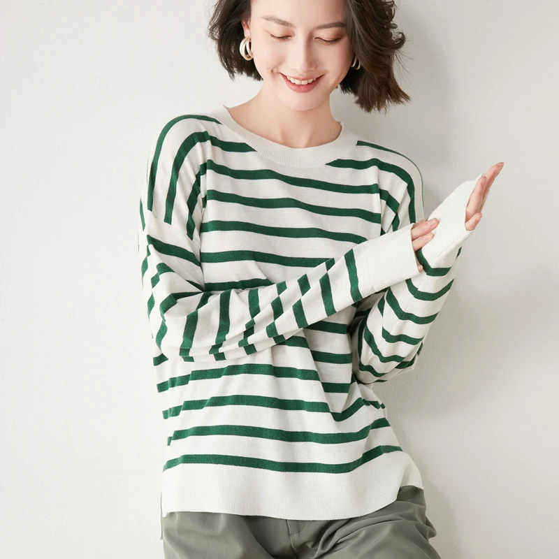 adohon 2021 woman winter 100% Cashmere sweaters knitted Pullovers jumper Warm Female O-neck blouse blue long sleeve striped
adohon 2021 woman winter 100% Cashmere sweaters knitted Pullovers jumper Warm Female O-neck blouse blue long sleeve striped