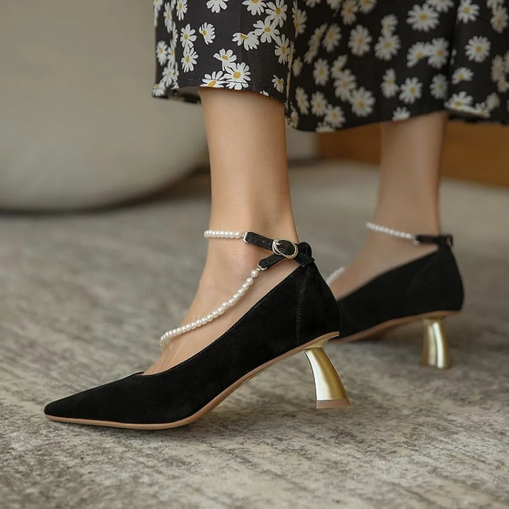 Womens Ankle Strap Pointed Toe Pearls Chain Suede Leather Strange High Heel Pumps Shoes Black New Arrvial
Womens Ankle Strap Pointed Toe Pearls Chain Suede Leather Strange High Heel Pumps Shoes Black New Arrvial