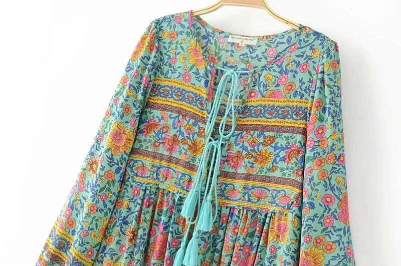 Lantern Sleeve Beach Dresses Boho Vintage Floral Print Tassel Summer Dress V Neck Casual Tide Dress Women Long Sleeve Boho Dress
Lantern Sleeve Beach Dresses Boho Vintage Floral Print Tassel Summer Dress V Neck Casual Tide Dress Women Long Sleeve Boho Dress