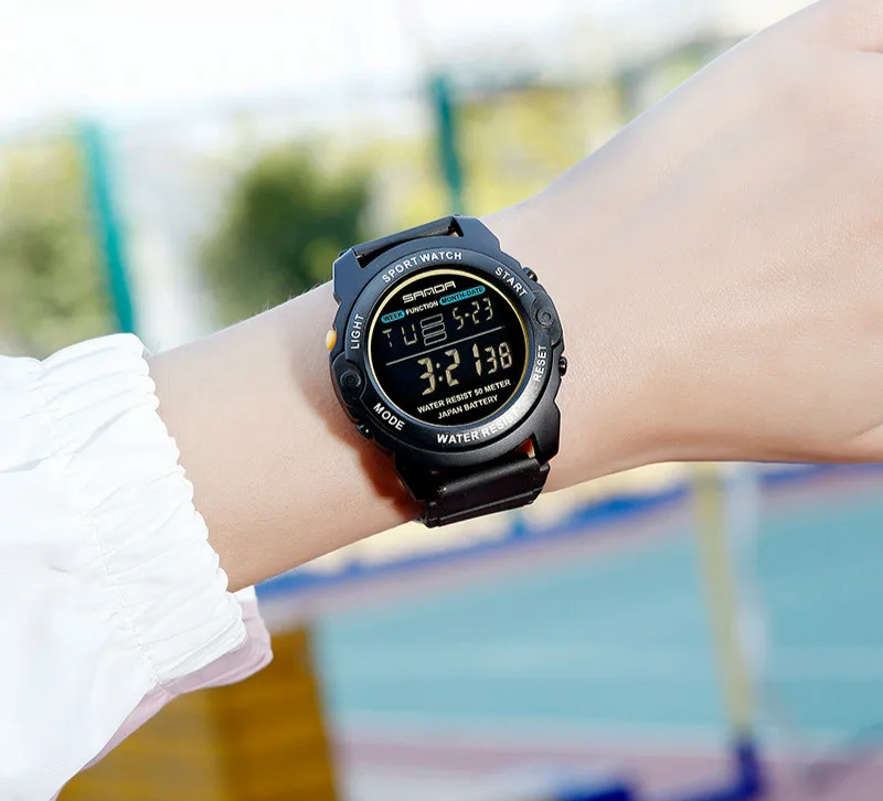 Watch Student Sports Electronic Watch Waterproof Men Youth Multifunctional Outdoor Boys Waterproof Watch Fitness Watch Fashion
Watch Student Sports Electronic Watch Waterproof Men Youth Multifunctional Outdoor Boys Waterproof Watch Fitness Watch Fashion