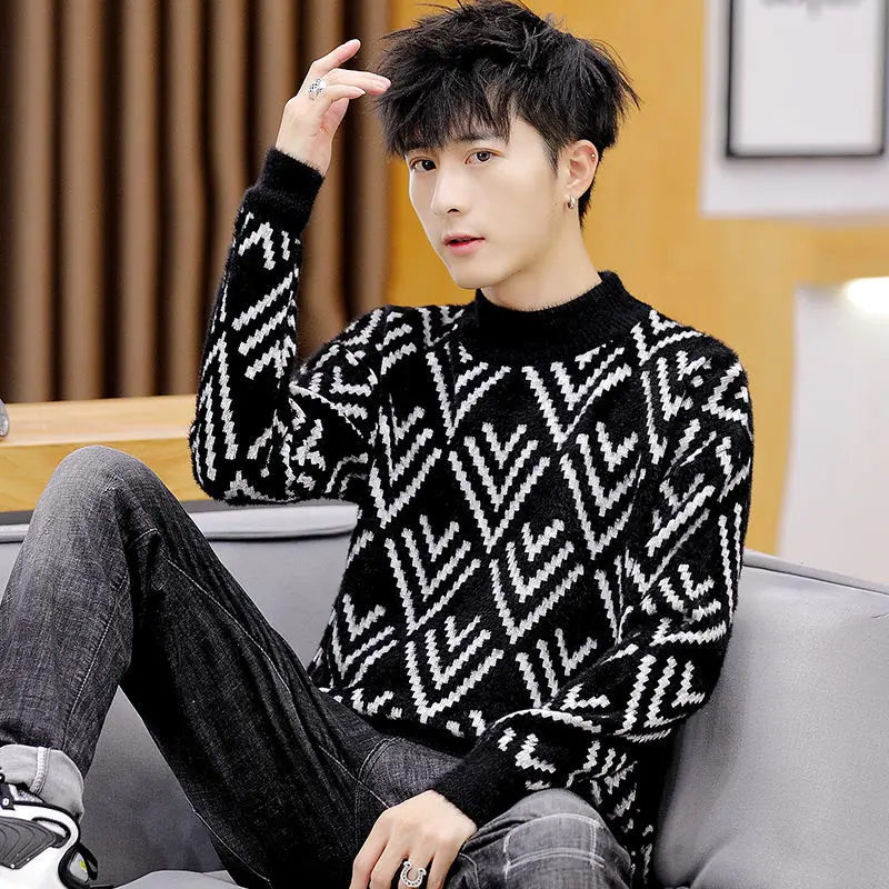 Winter Plush half high collar sweater men's trend long sleeve knitted bottoming shirt for warmth
Winter Plush half high collar sweater men's trend long sleeve knitted bottoming shirt for warmth