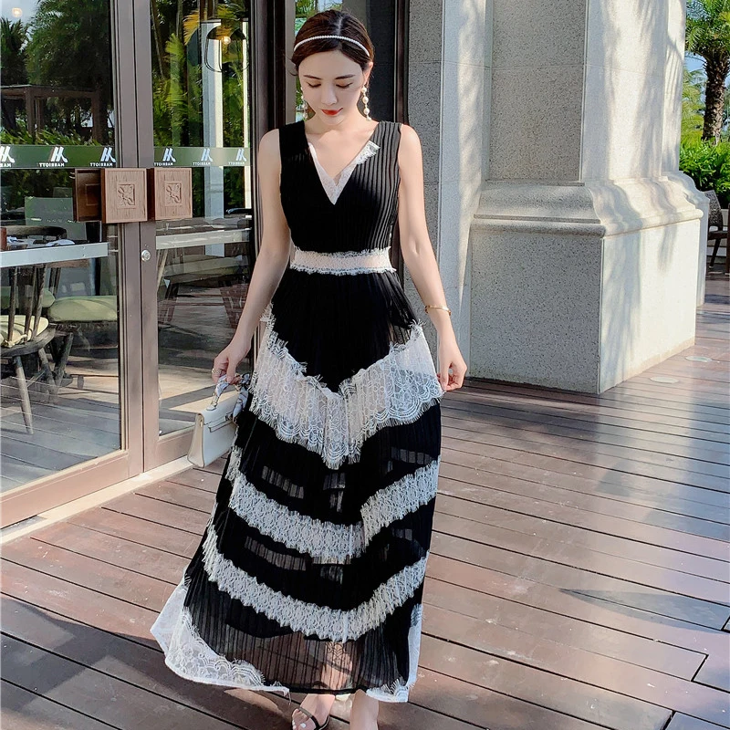 Boho Summer Dresses For Woman 2021 V Neck Black Lace Maxi Vestidos Dress Woman Sleeveless Runway Party Elegant Long Dress Female
Boho Summer Dresses For Woman 2021 V Neck Black Lace Maxi Vestidos Dress Woman Sleeveless Runway Party Elegant Long Dress Female