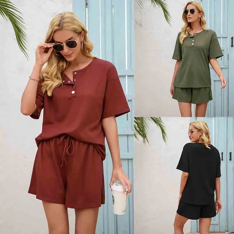 Ladies Summer Casual Sportswear Two-Piece Button V-Neck Solid ColorT-Shirt High-Waist Shorts Set Women's Suit 2021
Ladies Summer Casual Sportswear Two-Piece Button V-Neck Solid ColorT-Shirt High-Waist Shorts Set Women's Suit 2021