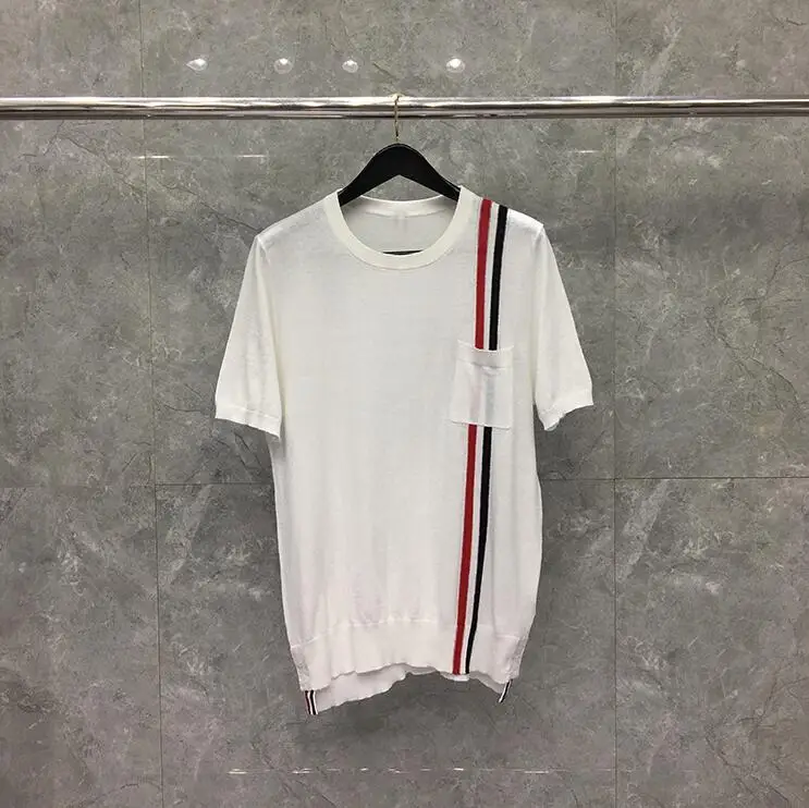 2021 New Fashion TB Brand T-shirt O-Neck Collar Striped Short-sleeved T-shirt Men Women Cotton Slim Summer Clothing
2021 New Fashion TB Brand T-shirt O-Neck Collar Striped Short-sleeved T-shirt Men Women Cotton Slim Summer Clothing