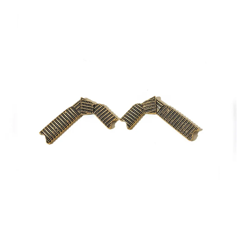 New Vintage Elegant Old Metal Golden Tie Bow Metal Geometry Stud Earrings For Women Girls Punk Gothic Bowknot Earring Jewelry
New Vintage Elegant Old Metal Golden Tie Bow Metal Geometry Stud Earrings For Women Girls Punk Gothic Bowknot Earring Jewelry