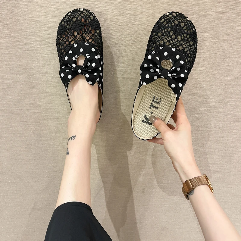 Shoes Women Ladies' Slippers Low Cover Toe Lace Female Mule Soft Rubber Flat Mules Slides Fretwork Cotton Fabric Basic PU
Shoes Women Ladies' Slippers Low Cover Toe Lace Female Mule Soft Rubber Flat Mules Slides Fretwork Cotton Fabric Basic PU
