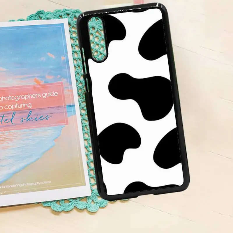 Milk cow print pattern animal Phone Cases PC for iPhone 11 12 pro XS MAX 8 7 6 6S Plus X 5S SE 2020 XR
Milk cow print pattern animal Phone Cases PC for iPhone 11 12 pro XS MAX 8 7 6 6S Plus X 5S SE 2020 XR