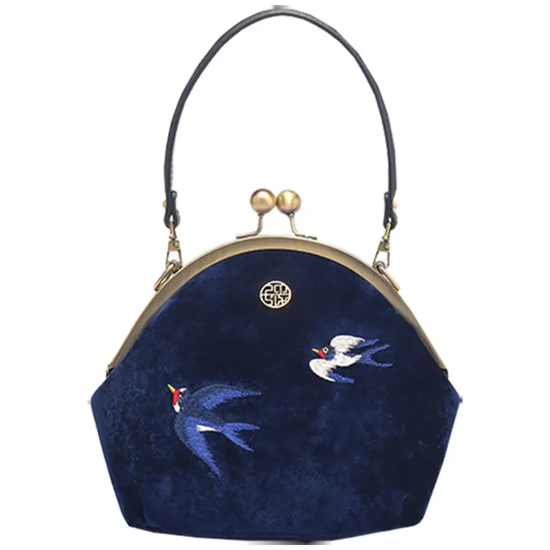 Chinese feng new women's bag retro handbag elegant women's bag hand embroidered small bag
Chinese feng new women's bag retro handbag elegant women's bag hand embroidered small bag
