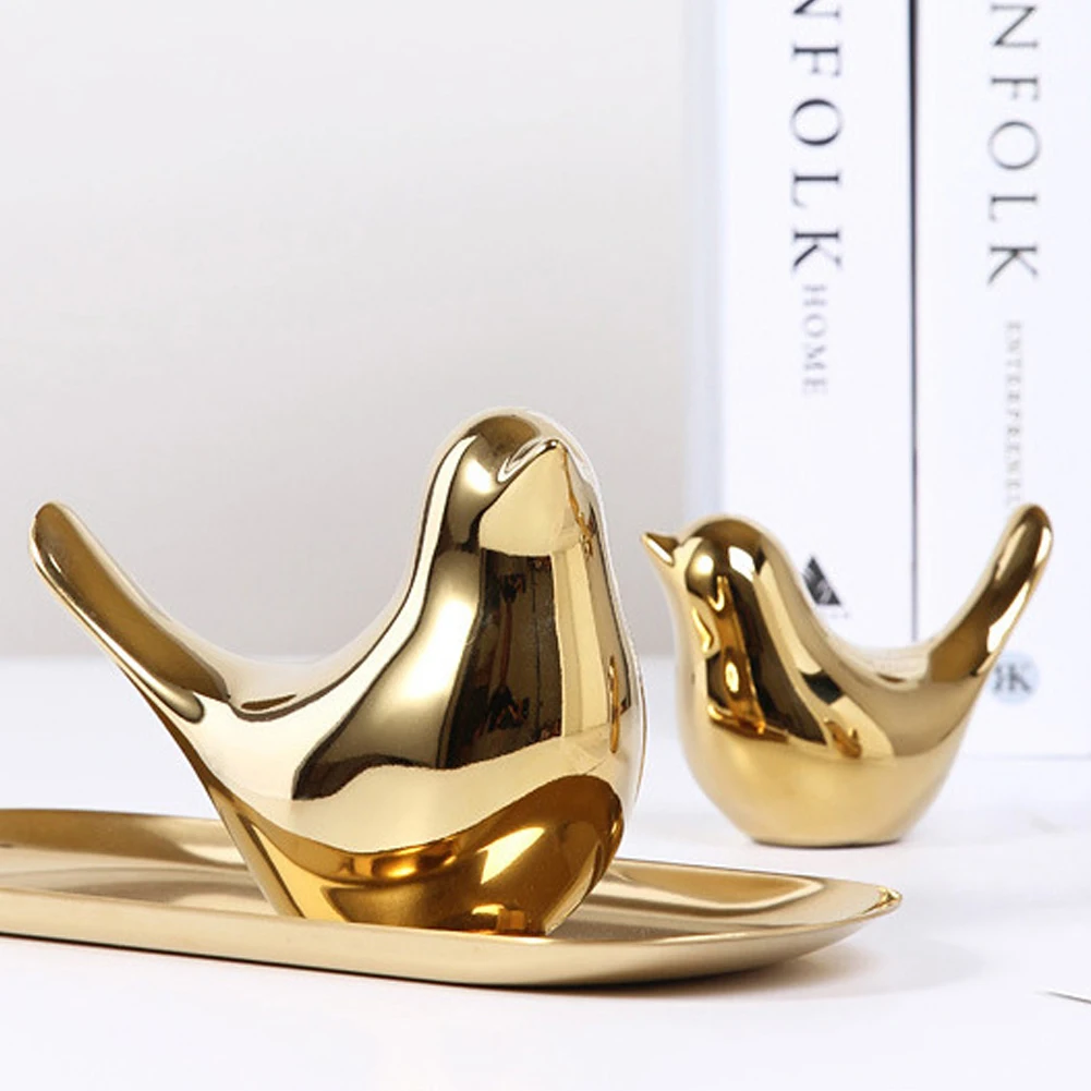 Nordic Creative Ceramic Bird Retro-Style Statues Home Decoration Accessories Party Crafts For Living Room Wedding Ornaments
Nordic Creative Ceramic Bird Retro-Style Statues Home Decoration Accessories Party Crafts For Living Room Wedding Ornaments