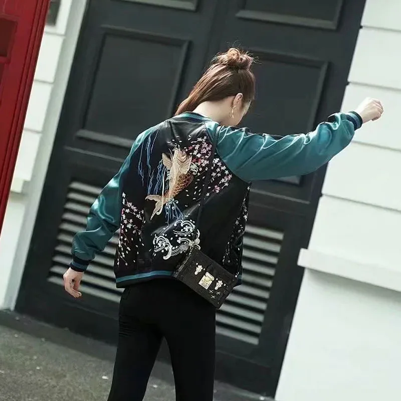 Autumn Embroidery Bomber Jacket Smooth Men Women Yokosuka Streetwear Hip Hop Baseball Jacket Couples Clothing Casual Women
Autumn Embroidery Bomber Jacket Smooth Men Women Yokosuka Streetwear Hip Hop Baseball Jacket Couples Clothing Casual Women