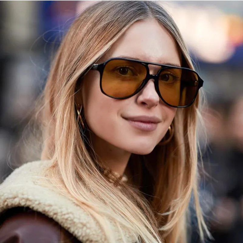 2021 New Vintage Luxury Leopard Sunglasses For Female Square Oversides Fashion Sun Glasses Classic All-match UV400 Eyewear
2021 New Vintage Luxury Leopard Sunglasses For Female Square Oversides Fashion Sun Glasses Classic All-match UV400 Eyewear