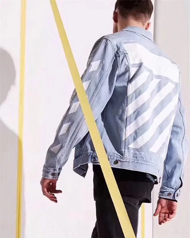 Wash denim coat ow European fashion brand destroys white printed denim man
Wash denim coat ow European fashion brand destroys white printed denim man