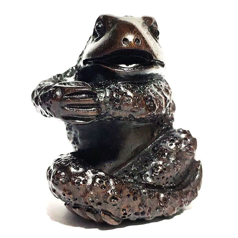Y5967 - Collectible 20 Years Old 2" Hand Carved Ebony Ironwood Netsuke - Toad Frog
Y5967 - Collectible 20 Years Old 2" Hand Carved Ebony Ironwood Netsuke - Toad Frog