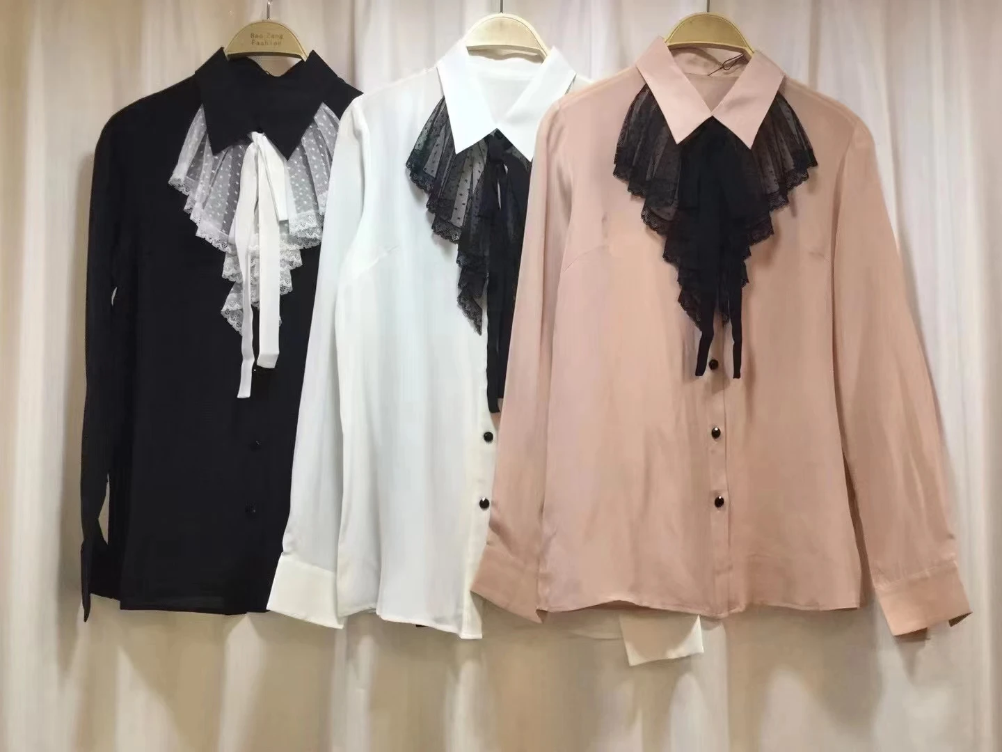 Special sale women's shirts lace ribbons fashion temperament mulberry silk ruffled collar women's silk shirts
Special sale women's shirts lace ribbons fashion temperament mulberry silk ruffled collar women's silk shirts