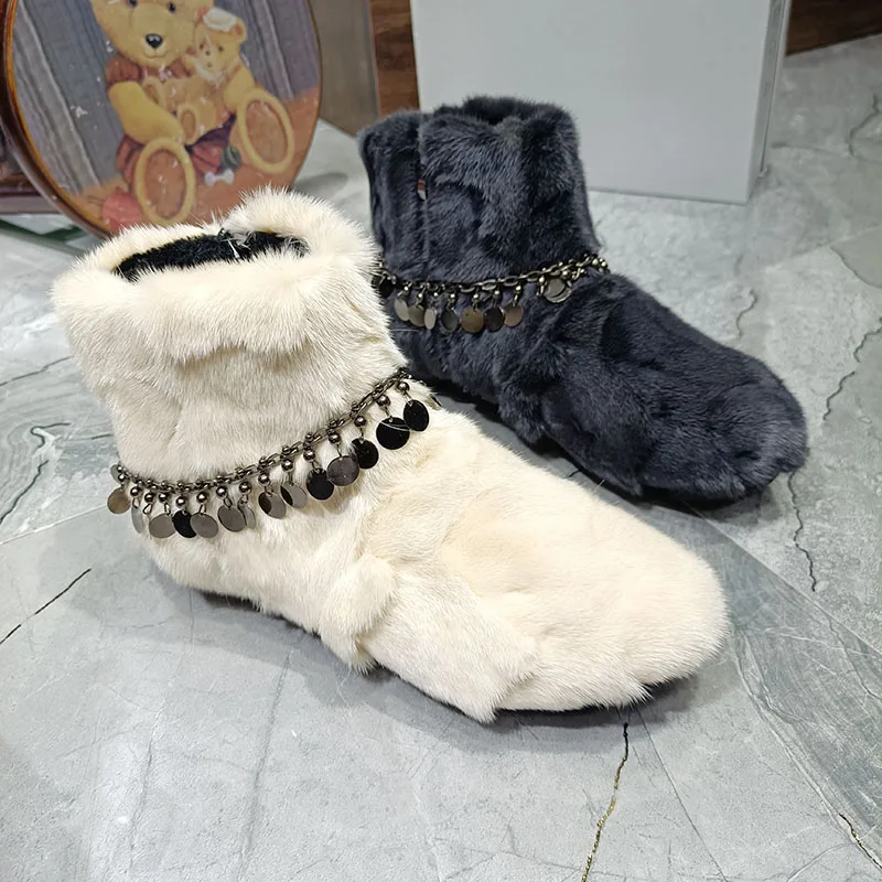 European Station Winter New High-Quality Fur One Color Matching Mink Fur Women's Boots Fashion Thick Warm Ski Boots.
European Station Winter New High-Quality Fur One Color Matching Mink Fur Women's Boots Fashion Thick Warm Ski Boots.