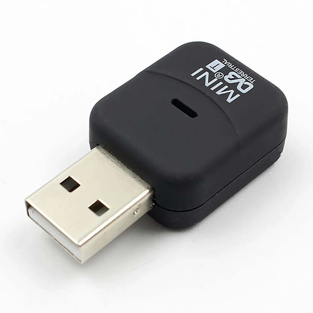 Indoor Wireless Tuner HDTV Receiver SDR+DAB+FM USB 2.0 Dongle Stick DVB-T Antenna Mini Digital TV Stick With Remote Control
Indoor Wireless Tuner HDTV Receiver SDR+DAB+FM USB 2.0 Dongle Stick DVB-T Antenna Mini Digital TV Stick With Remote Control