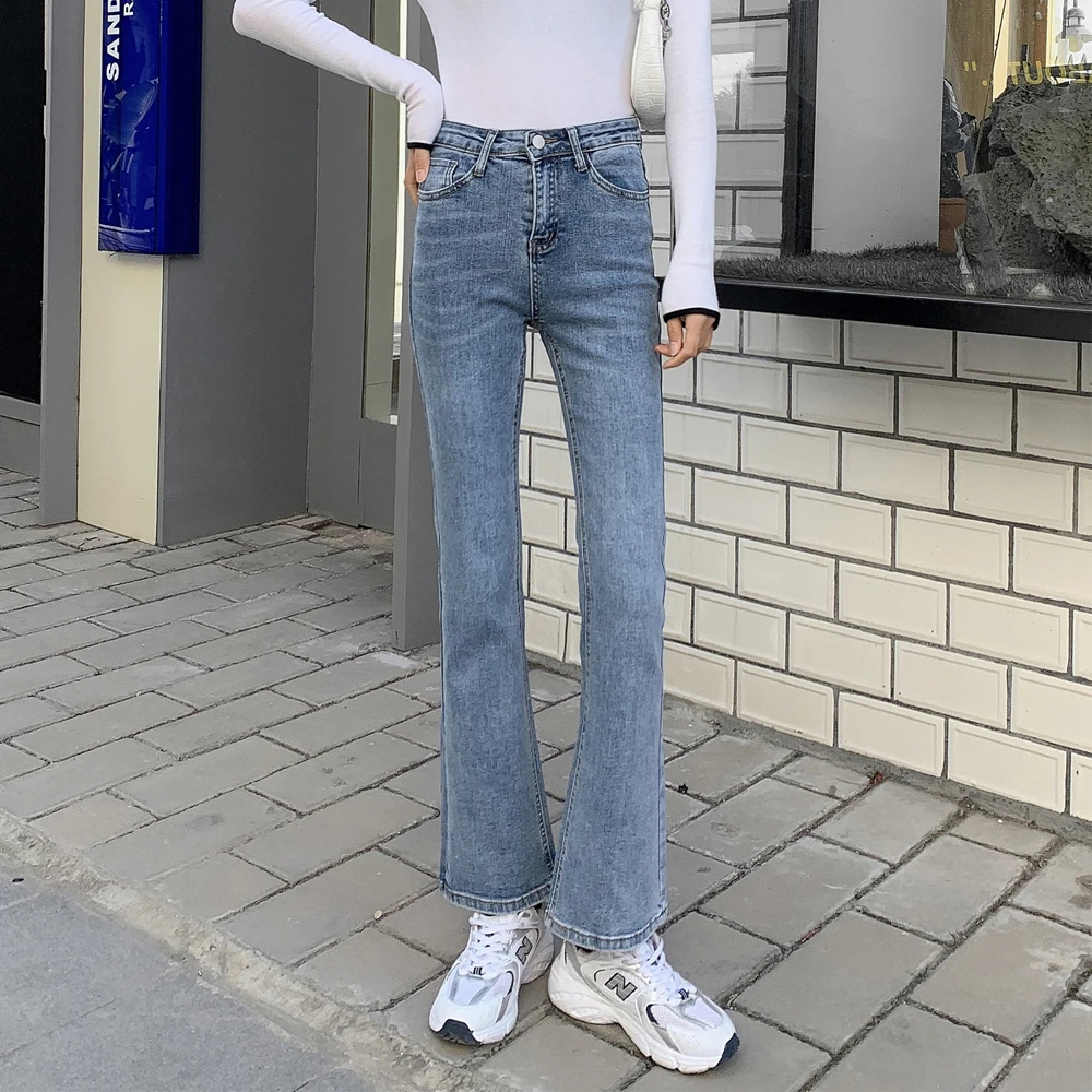 Blue Women Casual Flared Jeans Pure Cotton Light Color Slim Slimming Lady Denim Trousers 2021 Spring Female Denim Flared Pants
Blue Women Casual Flared Jeans Pure Cotton Light Color Slim Slimming Lady Denim Trousers 2021 Spring Female Denim Flared Pants