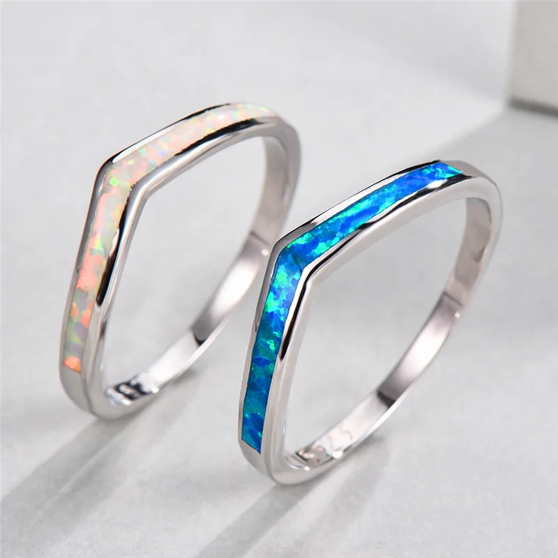 Vintage Male Female Wave Thin Ring Boho White Blue Opal Wedding Ring Classic 925 Silver Color Engagement Rings For Women Men
Vintage Male Female Wave Thin Ring Boho White Blue Opal Wedding Ring Classic 925 Silver Color Engagement Rings For Women Men