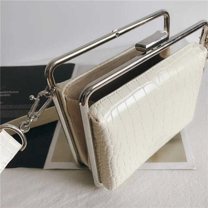 2020 Women Small Mimi Flap Handbag Real Leather Messenger Bag Lady Daily Crossbody Bag Fashion Coin Purse Handbag Girls Handbag
2020 Women Small Mimi Flap Handbag Real Leather Messenger Bag Lady Daily Crossbody Bag Fashion Coin Purse Handbag Girls Handbag