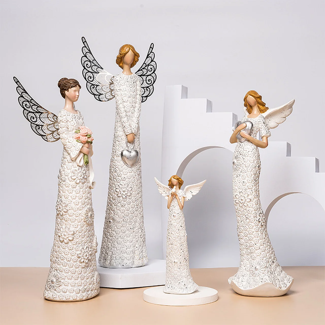 Europe Light Luxury Flower Fairy Decorations Iron Wings Girl Doll Resin Statue Home Decoration Character Resins Holiday Gifts
Europe Light Luxury Flower Fairy Decorations Iron Wings Girl Doll Resin Statue Home Decoration Character Resins Holiday Gifts