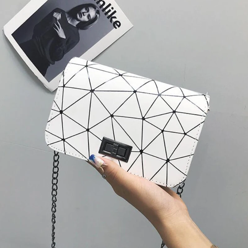New Fashion Diamond Chain Black Purse Women Shoulder Bag Plaid Lady Mini Crossbody Bag PU Leather Lock Flap Handbag
New Fashion Diamond Chain Black Purse Women Shoulder Bag Plaid Lady Mini Crossbody Bag PU Leather Lock Flap Handbag