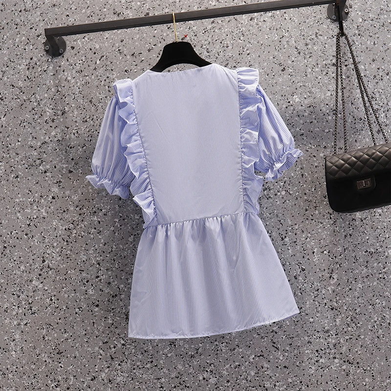 Nkandby Plus Size Women V-neck Shirts 2021 Summer Cute Stripe Waist Banding Ruffle Hem Blouse Oversize Loose Drawstring Blue Top
Nkandby Plus Size Women V-neck Shirts 2021 Summer Cute Stripe Waist Banding Ruffle Hem Blouse Oversize Loose Drawstring Blue Top